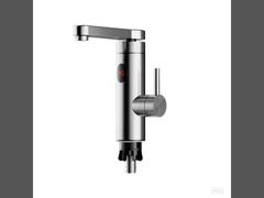 Elektrische kraan met direct warm water, 3300 W LED-display